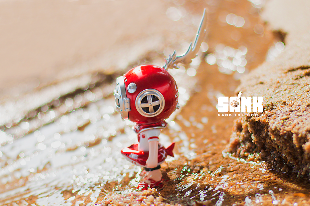 On the Way - Beach Boy - Shark - by Sank Toys