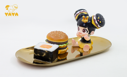 Yaya - Burger - Black - by MoeDouble